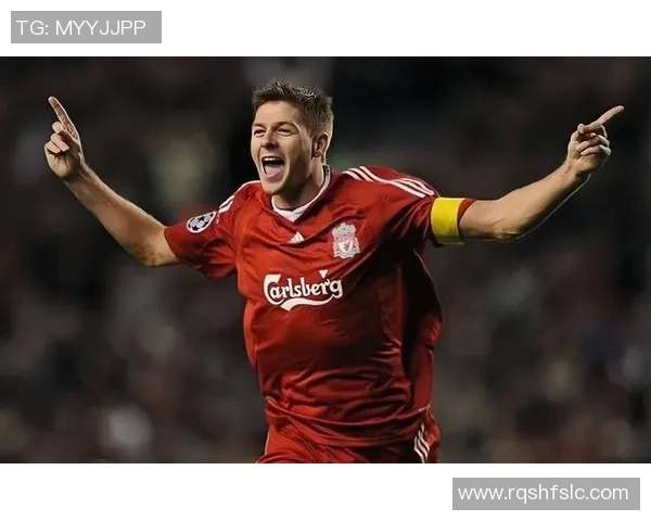 足球球星缺牙现象盘点:这些球员因受伤或比赛摩擦留下永久性标记 足球球星缺牙现象盘点:这些球员因受伤或比赛摩擦留下永久性标记